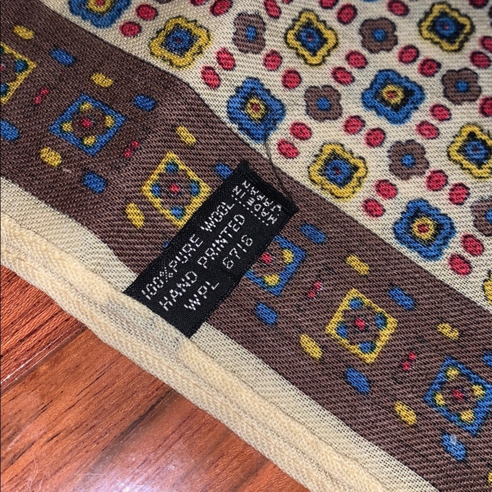 Wool Scarf - Picture 3 of 6
